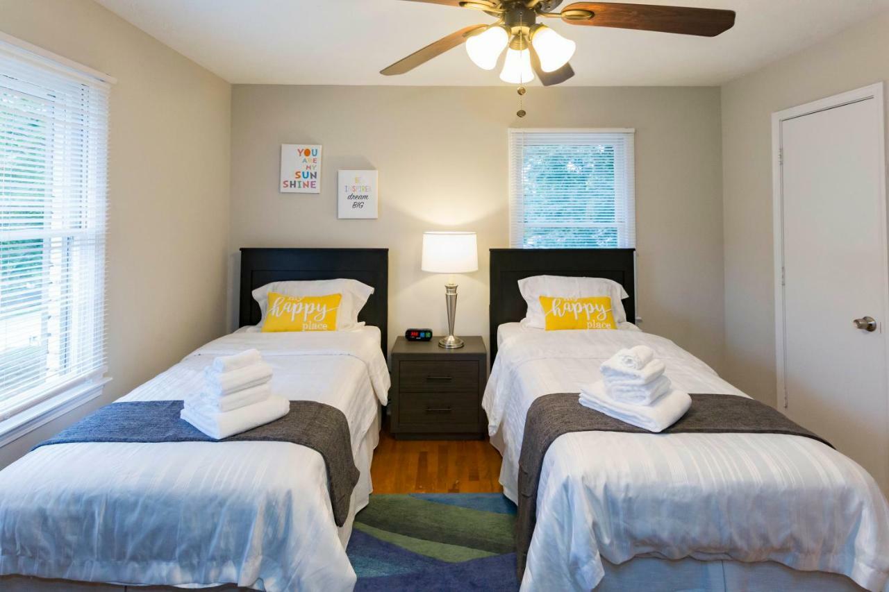 Luxury Home W/Gameroom Kingsizebed Near Six Flags Austell Exterior foto