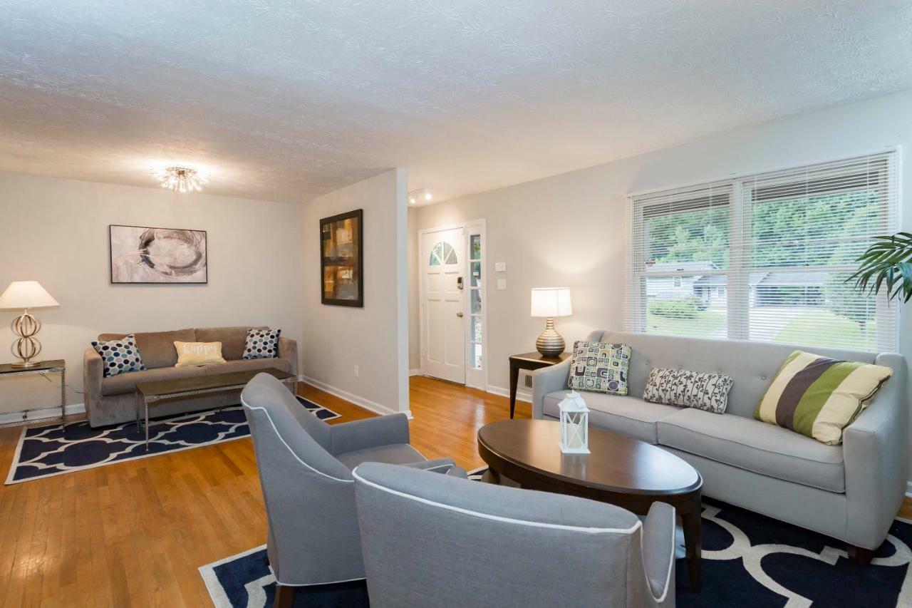 Luxury Home W/Gameroom Kingsizebed Near Six Flags Austell Exterior foto